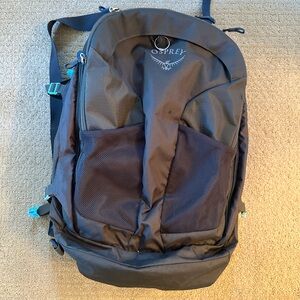 Osprey Fairview 40L Travel Backpack - LIKE NEW